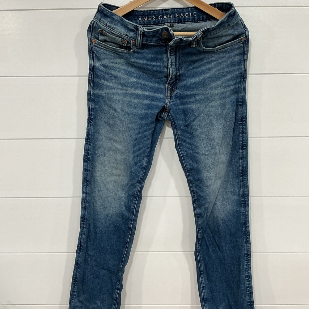 American Eagle Outfitters Men’s Faded Blue Slim Jeans